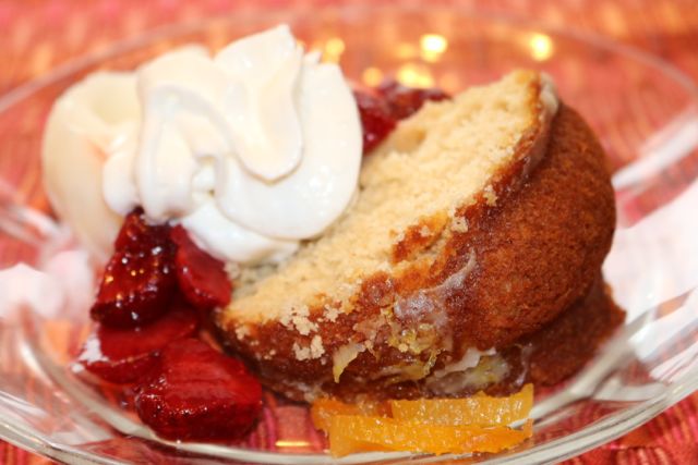 Light Lemon Pound Cake