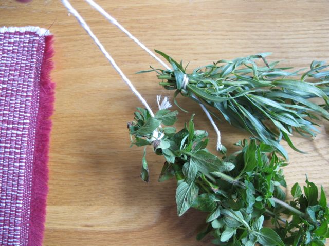 Tie the stems together.