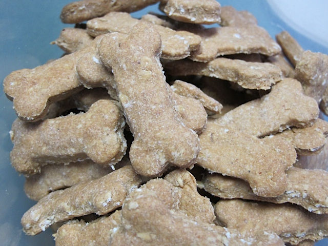 Peanut Butter dog biscuits homemade dog biscuits, prudent pantry