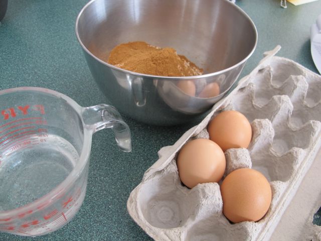 Ingredients for the pumpkin bread.