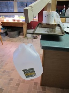 Pressing the cheese cheese press, cheese making