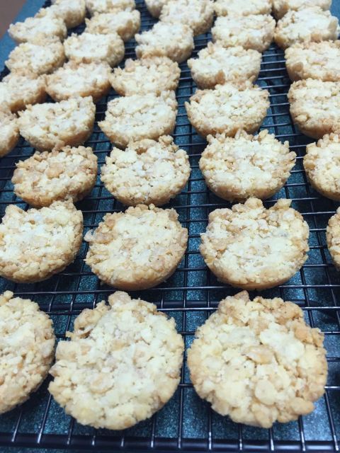 Crispy Cheese Crackers