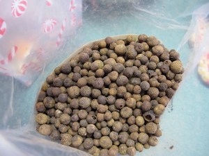 whole allspice, spices, potpourri