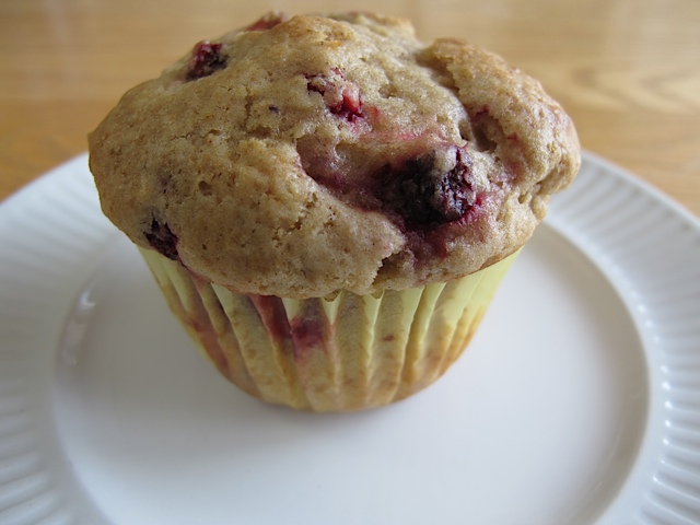 muffins, berry, strawberries