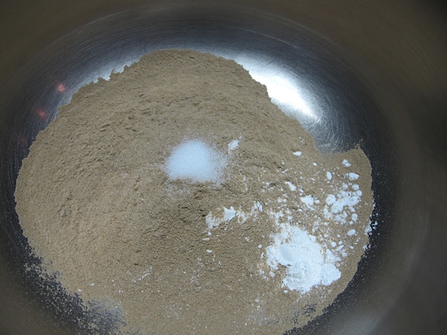 Add dry ingredients together. panckaes