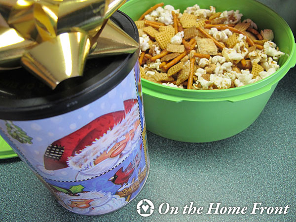 Delicious Snax Mix recipe box, prudent living