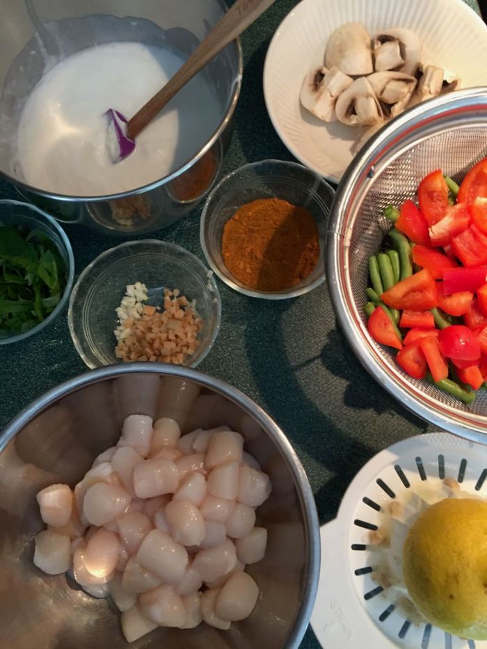 Coconut and Curry Scallops