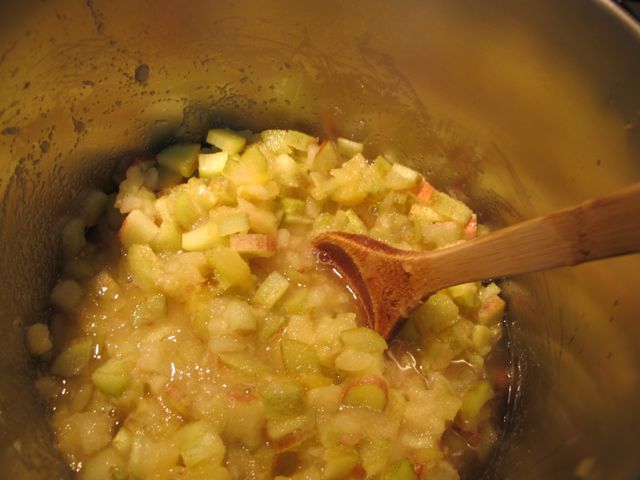 Combine everything but the gelatin in a large pot.