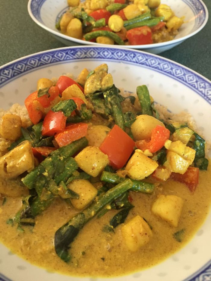 Coconut and Curry Scallops