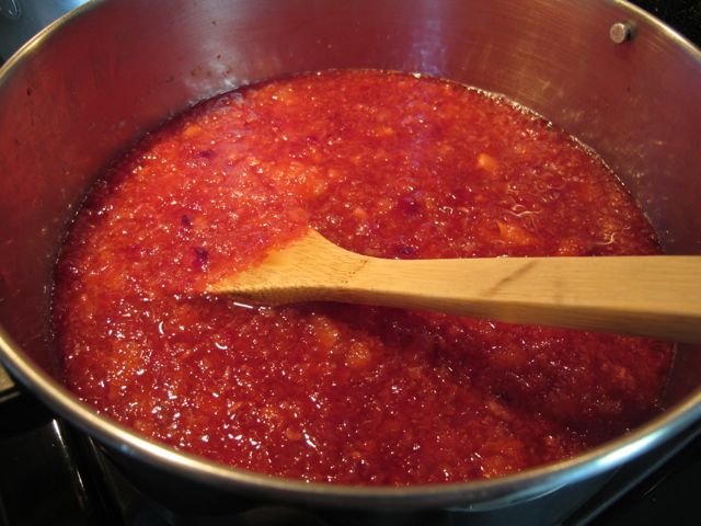 Boil gently in a saucepan.