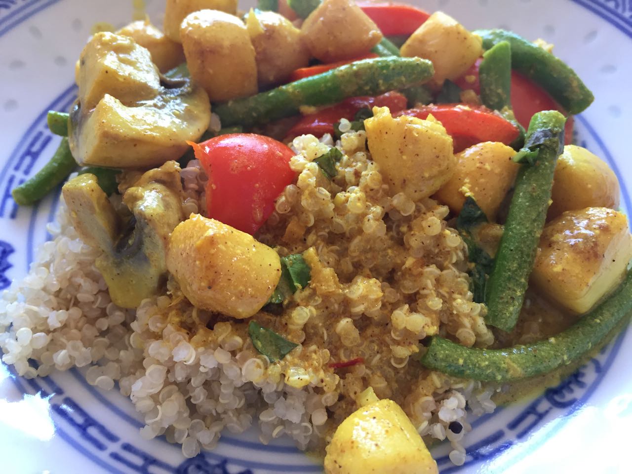 Coconut and Curry Scallops