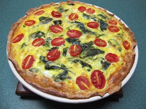 quiche, homemade, vegetable, leek, spinach