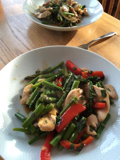 Asparagus and Chicken Stir Fry