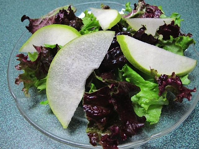 delicious spring salad